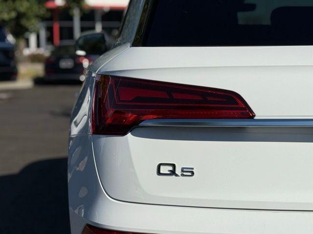 Photo of 2023 Ibis White Audi Q5