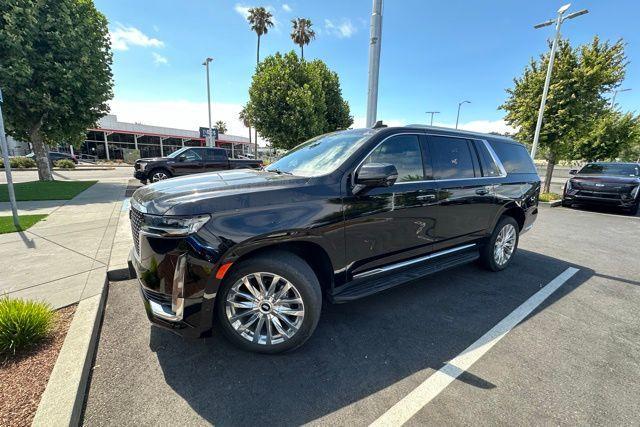 2023 Cadillac Escalade Esv