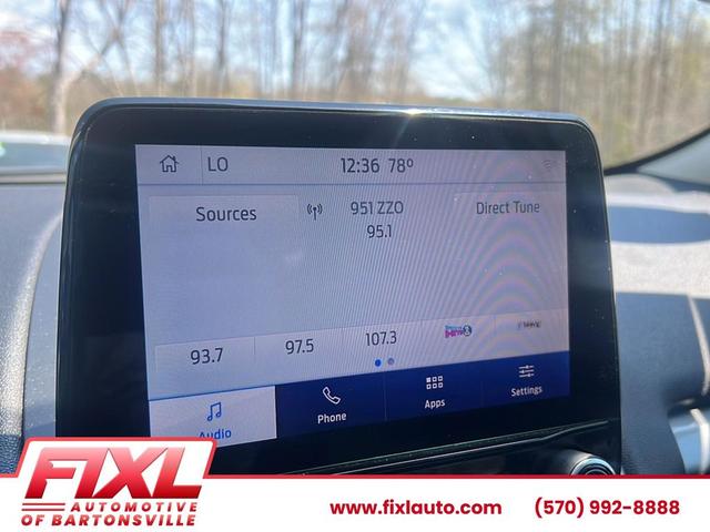 Photo of 2020 White Platinum Metallic Tri-Coat Ford EcoSport