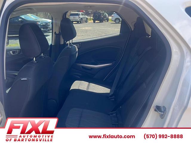 Photo of 2020 White Platinum Metallic Tri-Coat Ford EcoSport