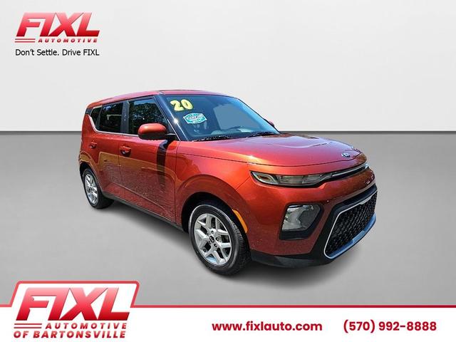 Photo of 2020 Mars Orange Kia Soul