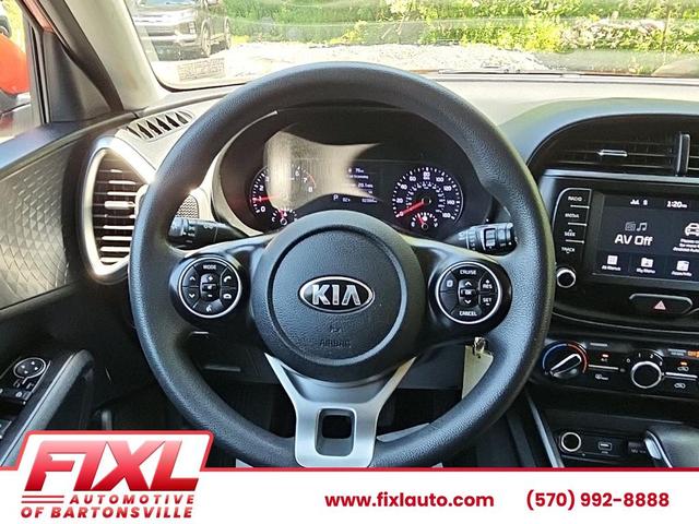 Photo of 2020 Mars Orange Kia Soul