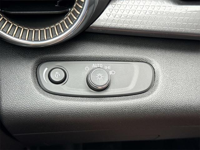 Photo of 2024 Mosaic Black Metallic Chevrolet Trax