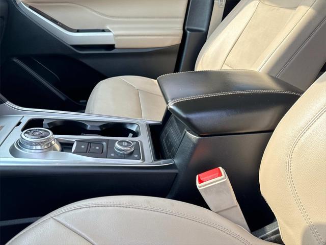 Photo of 2021 Agate Black Metallic Ford Explorer