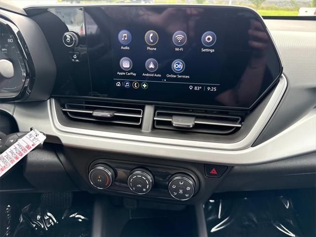 Photo of 2025 Sterling Gray Metallic Chevrolet Trax