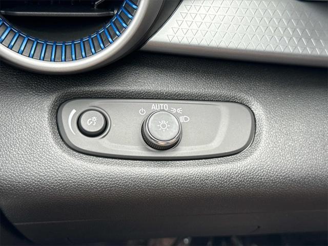 Photo of 2025 Sterling Gray Metallic Chevrolet Trax