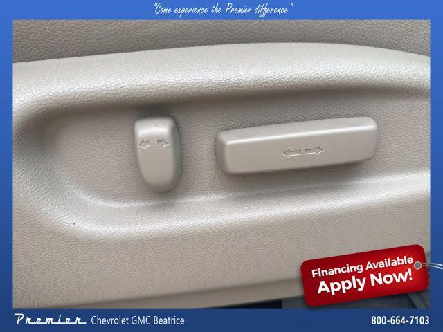 Photo of 2017 White Diamond Pearl Honda Pilot