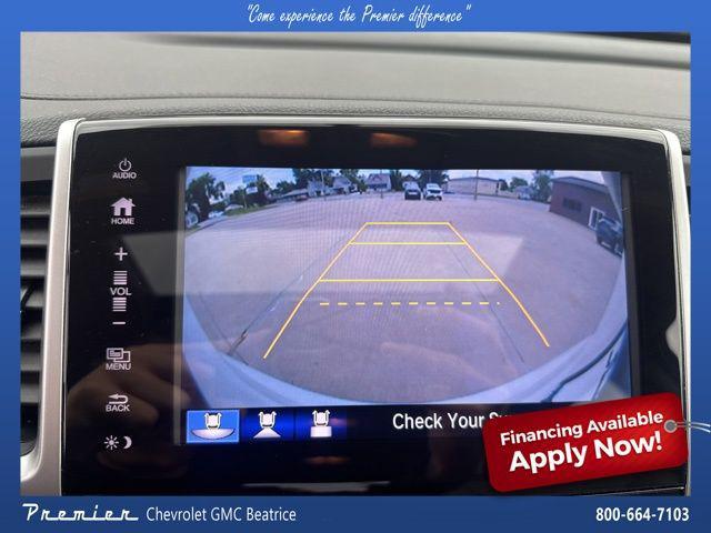 Photo of 2017 White Diamond Pearl Honda Pilot