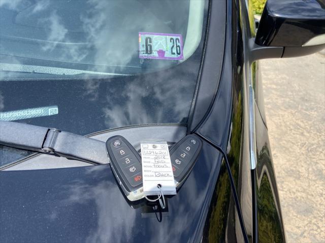 Photo of 2018 Black Ford Focus