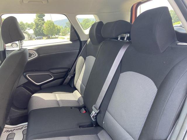 Photo of 2022 Mars Orange Kia Soul