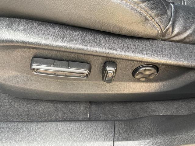 Photo of 2020 Lunar Silver Metallic Honda CR-V