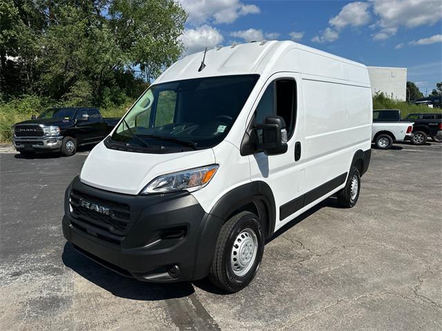 Photo of 2025 Bright White Clearcoat RAM ProMaster 1500