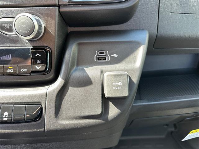 Photo of 2025 Bright White Clearcoat RAM ProMaster 1500