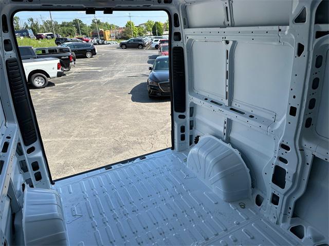 Photo of 2025 Bright White Clearcoat RAM ProMaster 1500