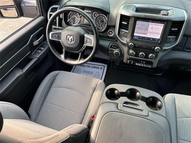 Photo of 2024 Diamond Black Crystal Pearlcoat RAM 2500