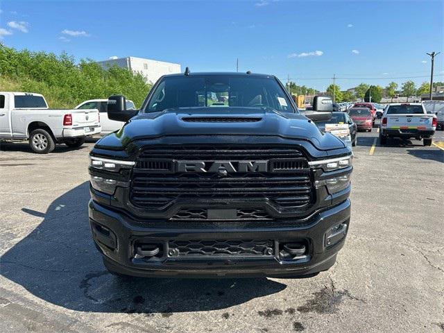 Photo of 2025 Black RAM 2500