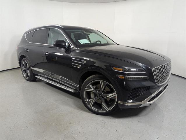 Photo of 2025 Vik Black Genesis GV80