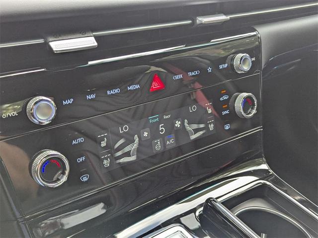 Photo of 2025 Vik Black Genesis G80