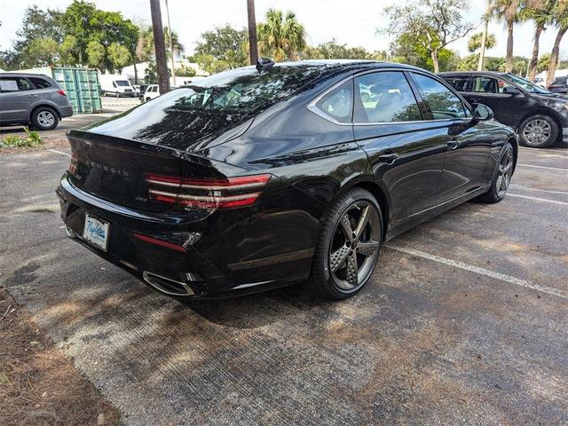 Photo of 2025 Vik Black Genesis G80