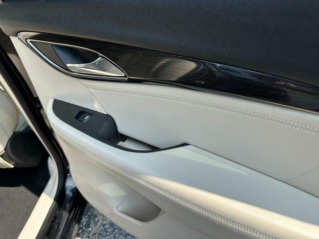 Photo of 2022 Ebony Twilight Metallic Buick Envision