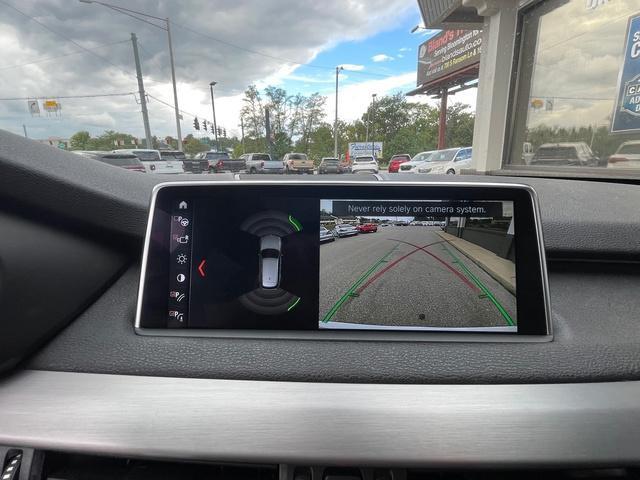 Photo of 2018 Alpine White BMW X5