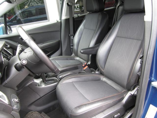 Photo of 2019 Pacific Blue Metallic Chevrolet Trax