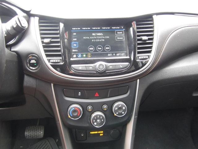 Photo of 2019 Pacific Blue Metallic Chevrolet Trax