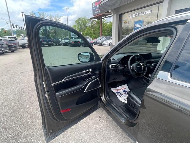 Photo of 2022 Dark Moss Kia Telluride