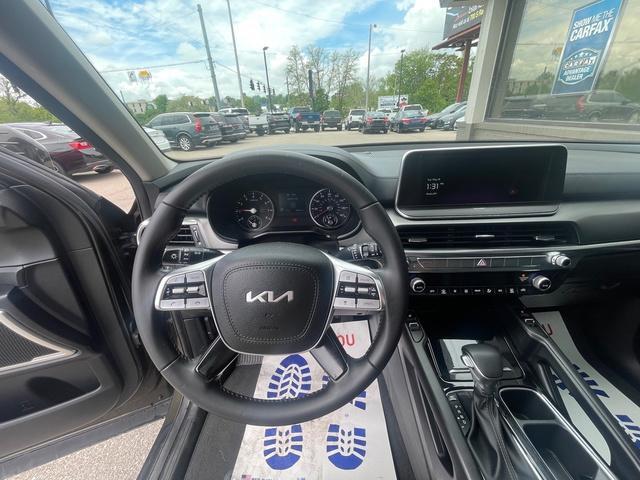 Photo of 2022 Dark Moss Kia Telluride