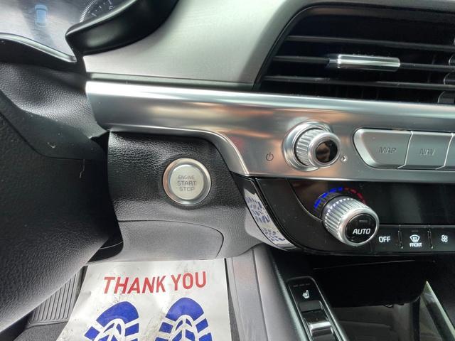 Photo of 2022 Dark Moss Kia Telluride