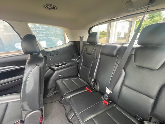 Photo of 2022 Dark Moss Kia Telluride