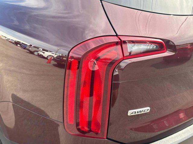 Photo of 2022 Sangria Kia Telluride