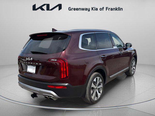 Photo of 2022 Sangria Kia Telluride