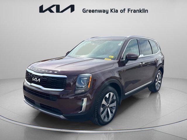 Photo of 2022 Sangria Kia Telluride
