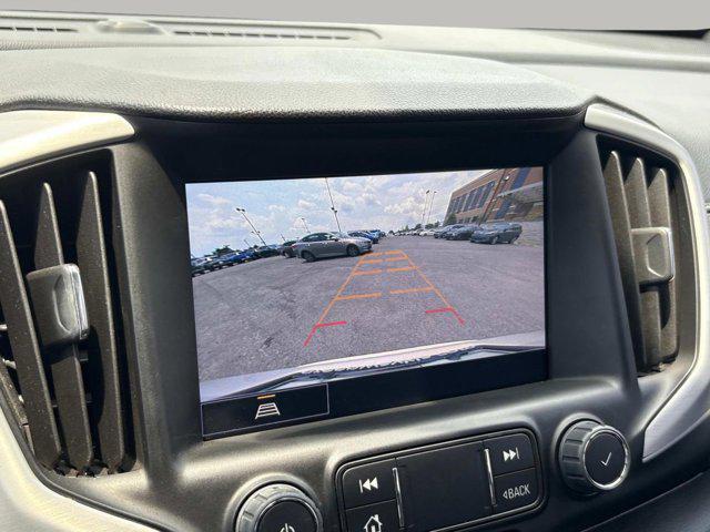 Photo of 2022 Summit White GMC Terrain