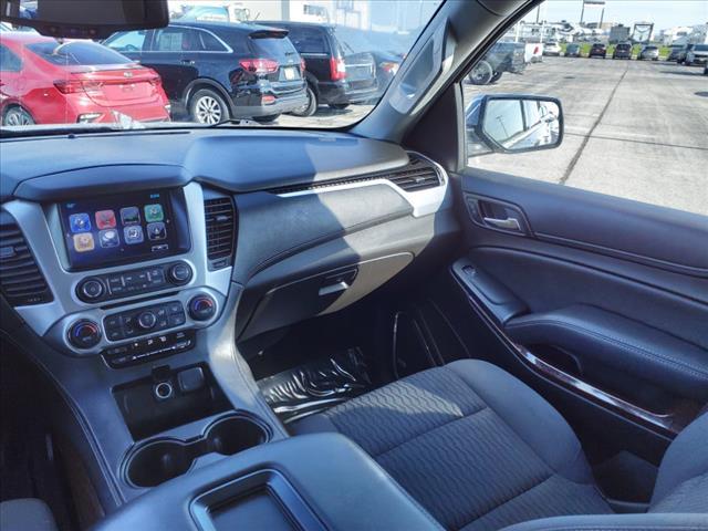 Photo of 2017 Black GMC Yukon
