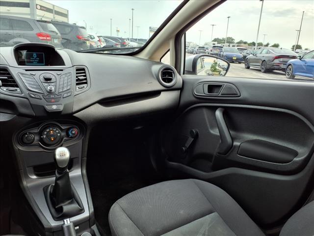 Photo of 2015 Silver Ford Fiesta