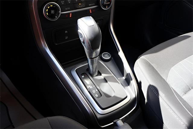 Photo of 2022 MOONDUST SILVER METALLIC Ford EcoSport