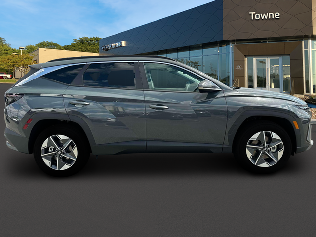 Photo of 2025 Ecotronic Gray Hyundai TUCSON