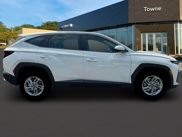 Photo of 2025 Serenity White Pearl Hyundai TUCSON