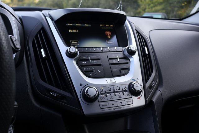 Photo of 2017 Blue Velvet Metallic Chevrolet Equinox