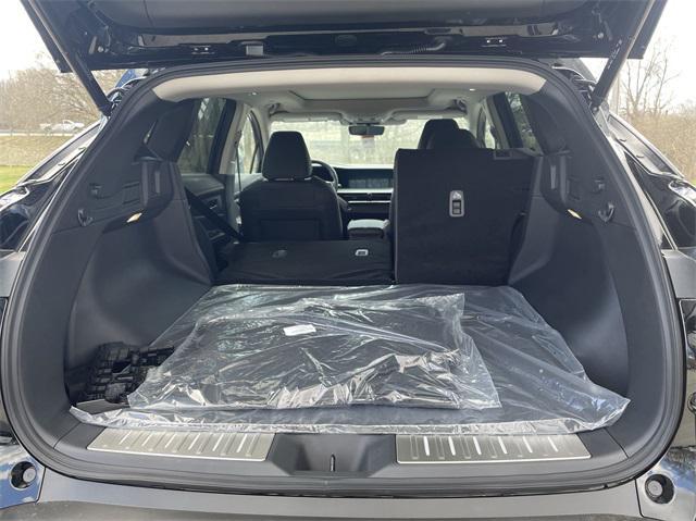 Photo of 2025 Super Black Nissan Murano