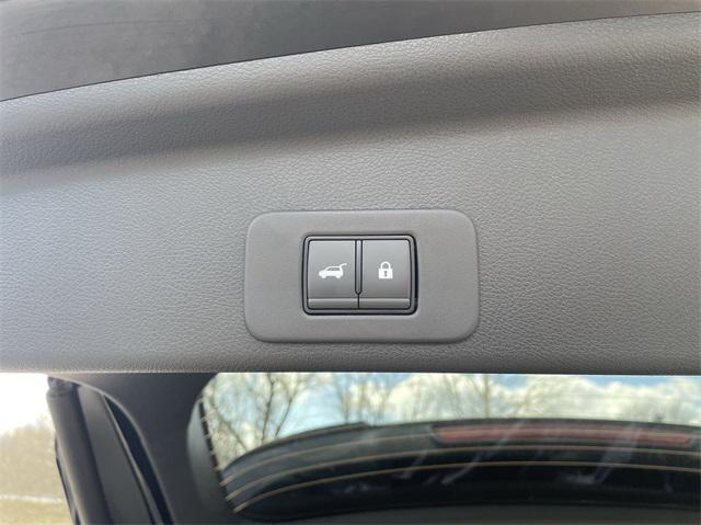 Photo of 2025 Super Black Nissan Murano