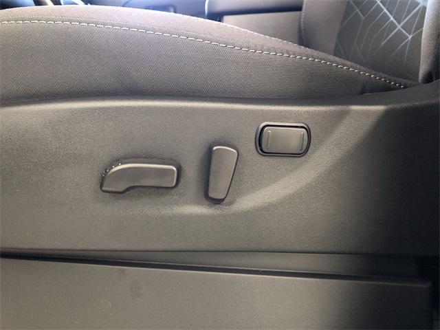 Photo of 2025 Glacier White Nissan Frontier