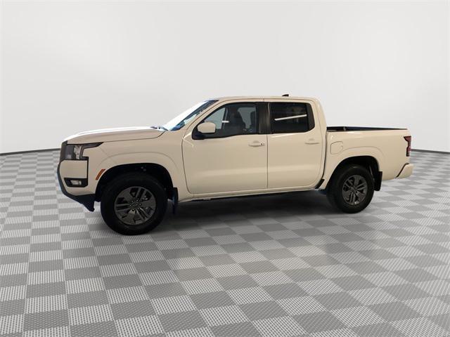 Photo of 2025 Glacier White Nissan Frontier