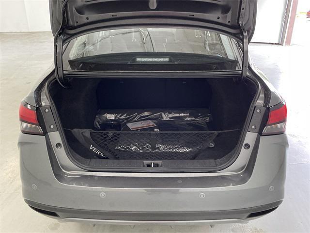 Photo of 2025 Gun Metallic Nissan Versa