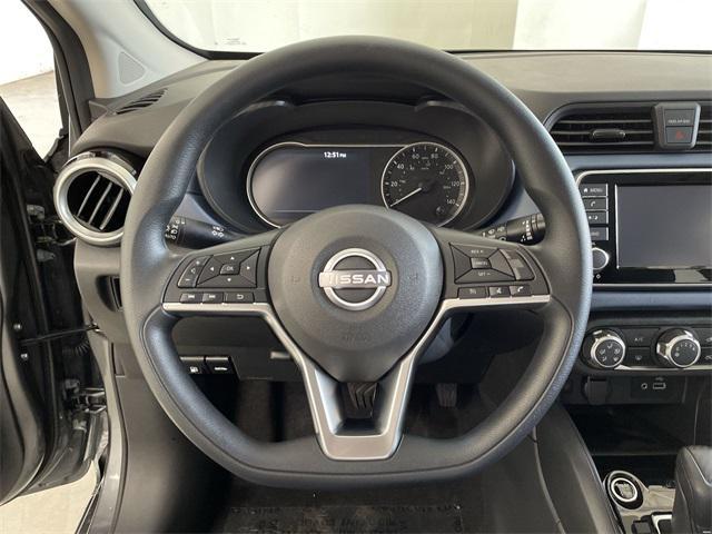 Photo of 2025 Gun Metallic Nissan Versa