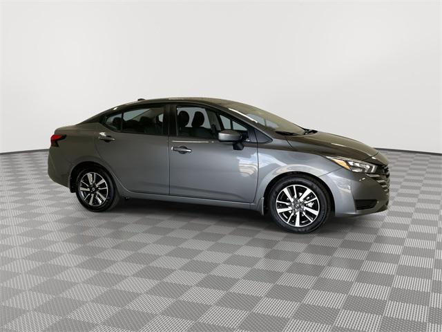 Photo of 2025 Gun Metallic Nissan Versa