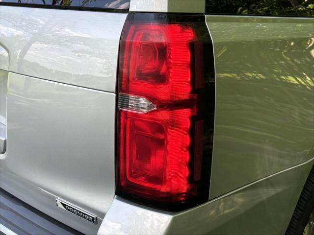 Photo of 2017 Silver Ice Metallic Chevrolet Tahoe