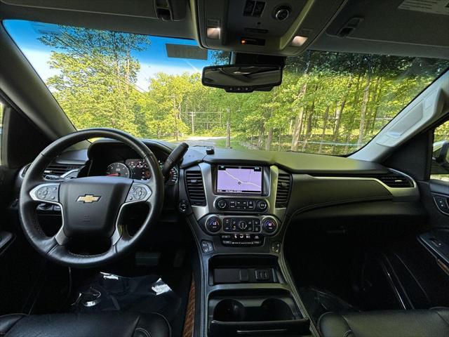 Photo of 2017 Silver Ice Metallic Chevrolet Tahoe